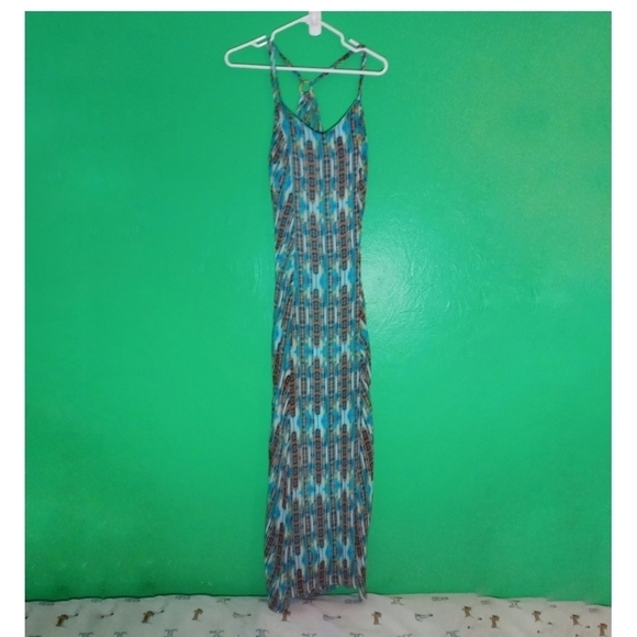 Romeo & Juliet Couture Maxi Dress - Picture 1 of 9